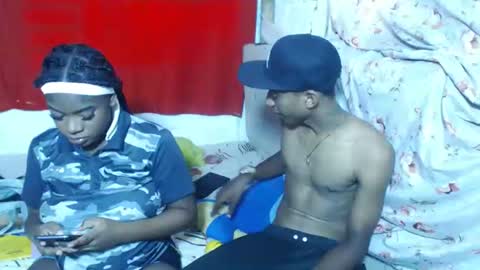 Eva And Emmanuel online show from 06-09-26, 04:07