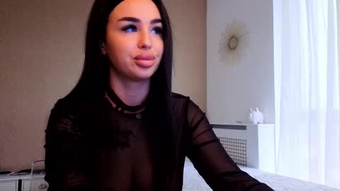 Snapshot of evaxrose chatting on 11-13-25, 06:23 Eva online show from 11-13-25, 06:23