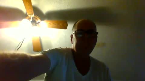 Snapshot of eve1luvsray chatting on 01-02-25, 02:00 eve1luvsray online show from 01-02-25, 02:00