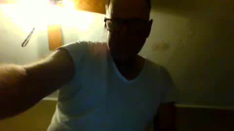Snapshot of eve1luvsray chatting on 01-18-25, 02:58 eve1luvsray online show from 01-18-25, 02:58