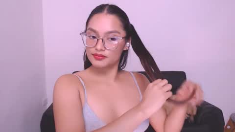 Snapshot of eve_rox18 chatting on 12-30-24, 06:31 Eve Rox18 online show from 12-30-24, 06:31