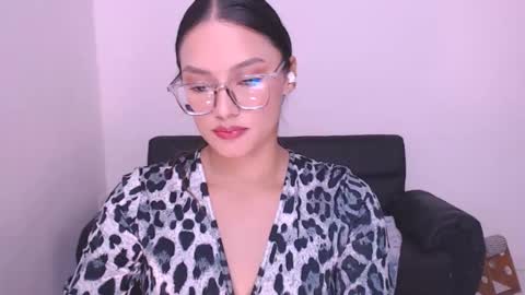 Snapshot of eve_rox18 chatting on 02-04-25, 08:56 Eve Rox18 online show from 02-04-25, 08:56