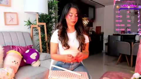  Eve  online show from 09-29-25, 03:28