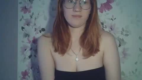 Evelina online show from 04-29-26, 01:48