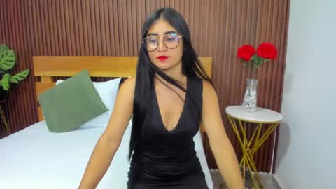 BELLA online show from 12-20-24, 12:27