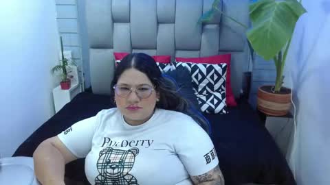 evelin zaens online show from 05-06-26, 04:19