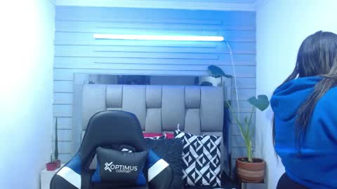 evelin zaens online show from 06-09-26, 03:40