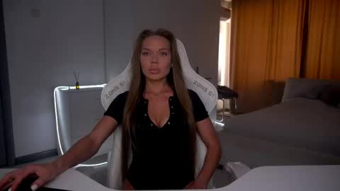 Evelina online show from 05-11-26, 11:49