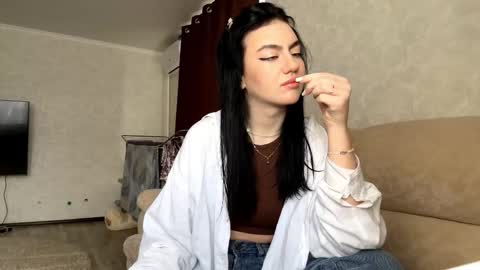 Sofia online show from 02-22-26, 06:13