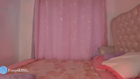 evelyn evelyn online show from 02-11-25, 04:24