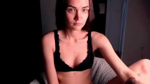 Evelyn online show from 09-21-25, 03:46