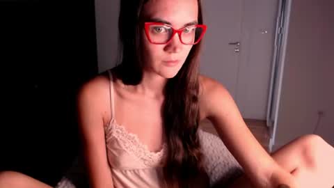 Snapshot of evelyn_gg chatting on 07-22-26, 10:07 Evelyn online show from 07-22-26, 10:07