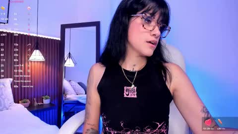 evelyn online show from 10-18-25, 02:47