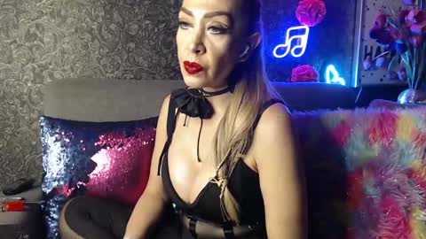 EvelynaGrey online show from 01-08-25, 07:13