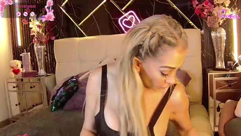 EvelynaGrey online show from 05-22-26, 07:37