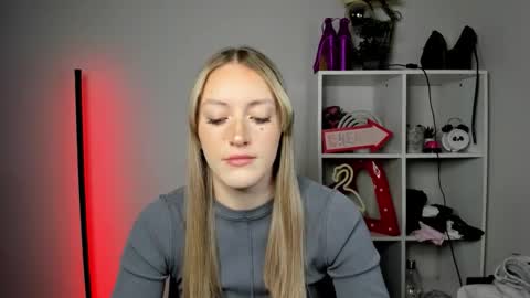 evelynblond online show from 05-12-26, 05:26