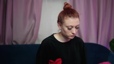 Snapshot of evelyncandy chatting on 05-24-26, 08:03 Evelyn online show from 05-24-26, 08:03