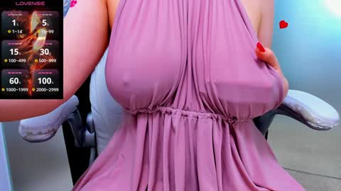 Snapshot of evelyne_rose chatting on 01-14-25, 09:35 evelyne_rose online show from 01-14-25, 09:35