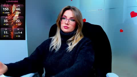 Snapshot of evelyne_rose chatting on 02-04-25, 06:36 evelyne_rose online show from 02-04-25, 06:36