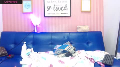 Snapshot of evelynheather_ chatting on 12-26-24, 10:37 Saray online show from 12-26-24, 10:37