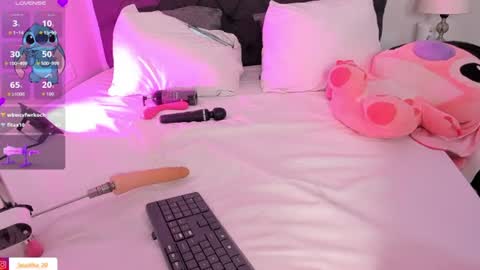 LAURA SOFIA  INDEPENDENT MODEL FOLLOW ME NOW ALMOST 10000 FOLLOWERS online show from 06-11-26, 12:32
