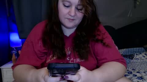 Snapshot of evelynvanderbilt chatting on 11-25-25, 01:55 Evelyn Vanderbilt online show from 11-25-25, 01:55