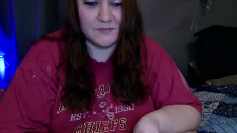 Snapshot of evelynvanderbilt chatting on 12-01-25, 01:49 Evelyn Vanderbilt online show from 12-01-25, 01:49