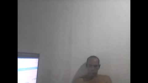 Snapshot of everaldosantos chatting on 12-28-24, 01:29 everaldosantos online show from 12-28-24, 01:29