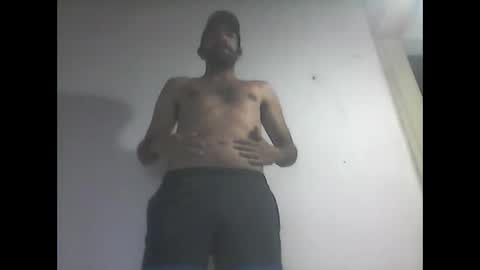 Snapshot of everaldosantos chatting on 02-01-25, 10:44 everaldosantos online show from 02-01-25, 10:44