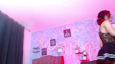 everlin__hot_ online show from 02-16-26, 11:50