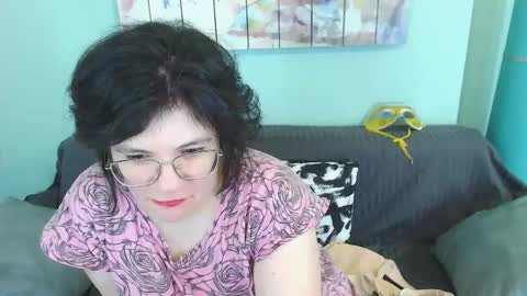 Everly online show from 02-13-25, 05:22