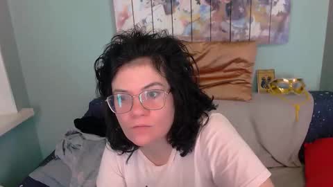 Everly online show from 10-27-25, 11:47