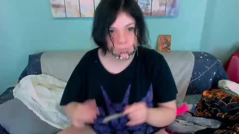 Everly online show from 02-08-26, 04:38