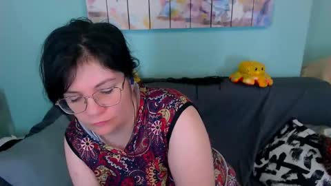 Everly online show from 05-16-26, 08:44
