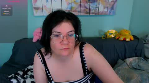 Everly online show from 06-03-26, 04:12
