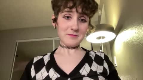 Snapshot of evermoore_24 chatting on 01-09-25, 03:04 ever moore online show from 01-09-25, 03:04