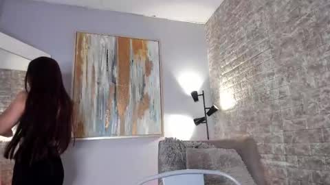 Snapshot of everyh chatting on 02-18-25, 08:14 Sophia online show from 02-18-25, 08:14