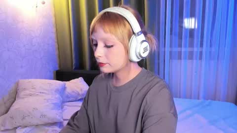 Forget me not eve on CB online show from 11-13-25, 12:09