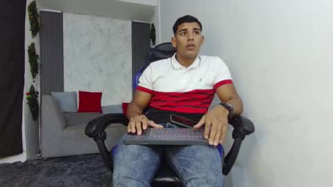 luis online show from 11-29-25, 10:13