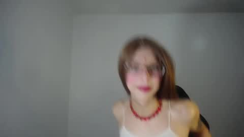 Snapshot of evi_kitty chatting on 01-28-25, 07:21 Evi online show from 01-28-25, 07:21