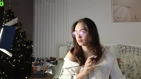 evi_woow online show from 01-14-25, 12:11