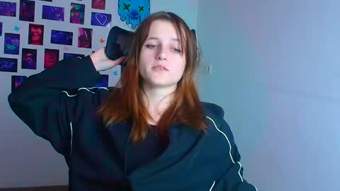 Evie online show from 11-19-25, 02:00