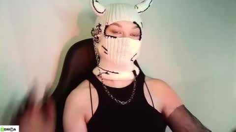 Renesme White Im here from Monday to Friday online show from 04-27-26, 04:32