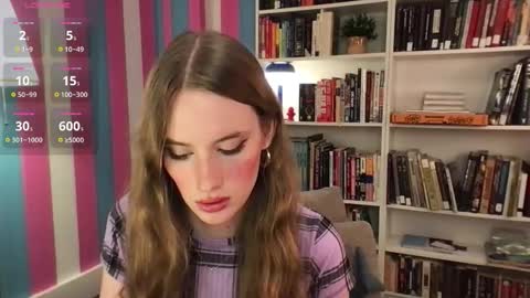 Snapshot of eviecam chatting on 11-24-25, 04:23 Evie3 online show from 11-24-25, 04:23