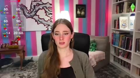 Snapshot of eviecam chatting on 05-15-26, 08:05 Evie3 online show from 05-15-26, 08:05