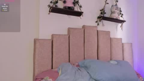 Ivi Alejandra  online show from 02-25-26, 01:21