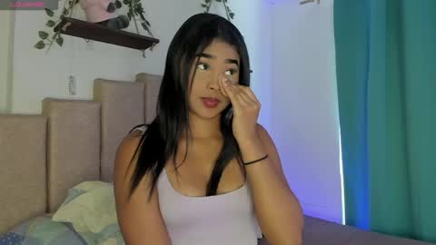 Ivi Alejandra  online show from 05-26-26, 07:10