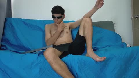 evil_boss1 online show from 06-06-26, 08:02
