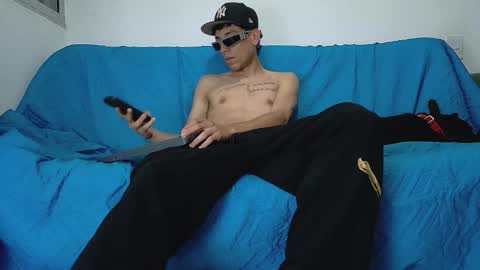 evil_boss1 online show from 06-10-26, 02:45