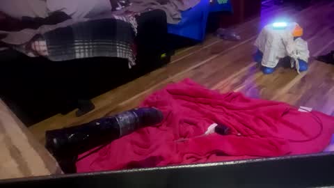 Snapshot of evilslutx chatting on 03-06-25, 01:48 Cloudia Kumz online show from 03-06-25, 01:48